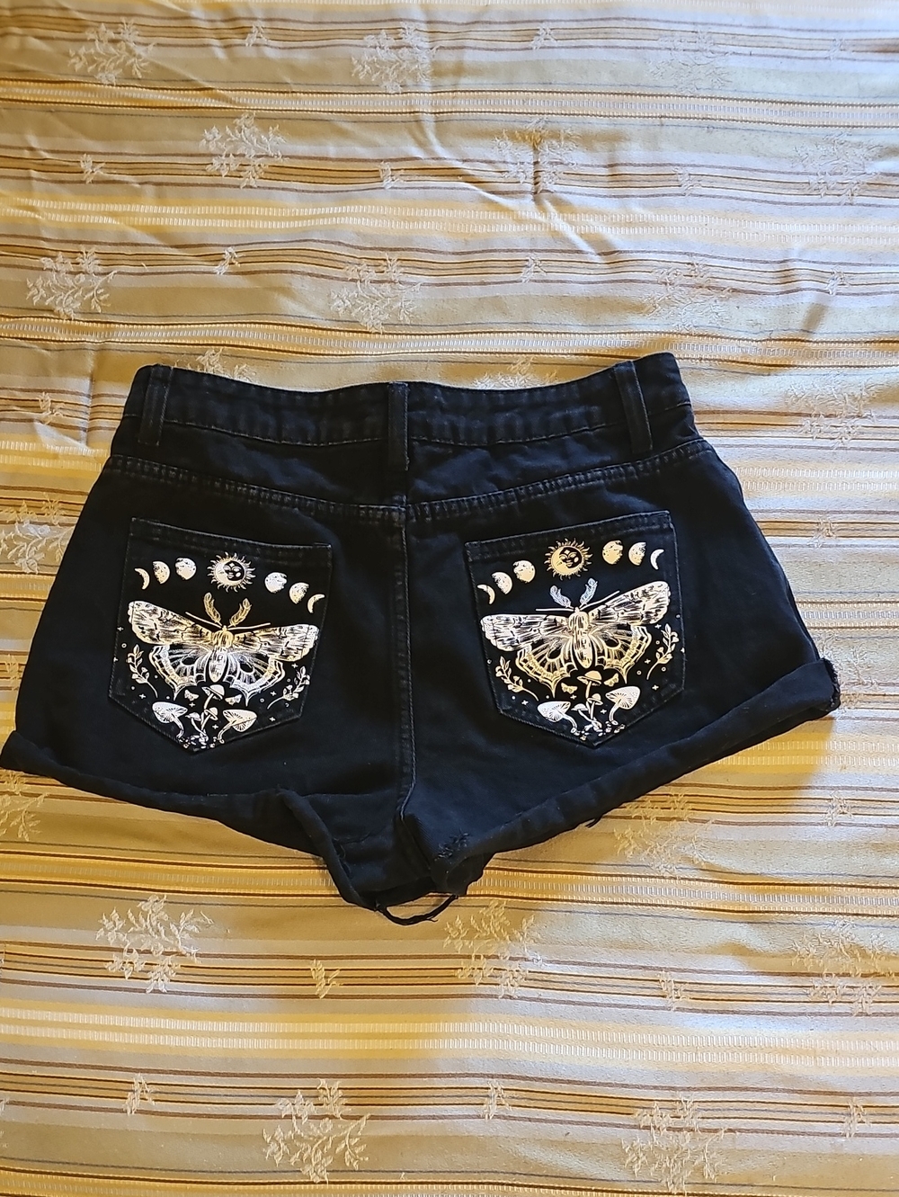 ROMWE Black Denim Shorts with White & Gold Moth Moon Embroidery